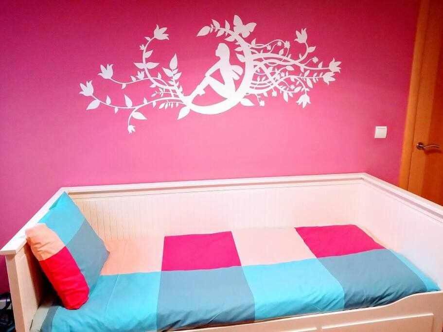 Apartmán Precioso Atico Con Bonitas Vistas A La Pena Oroel Jaca Exteriér fotografie