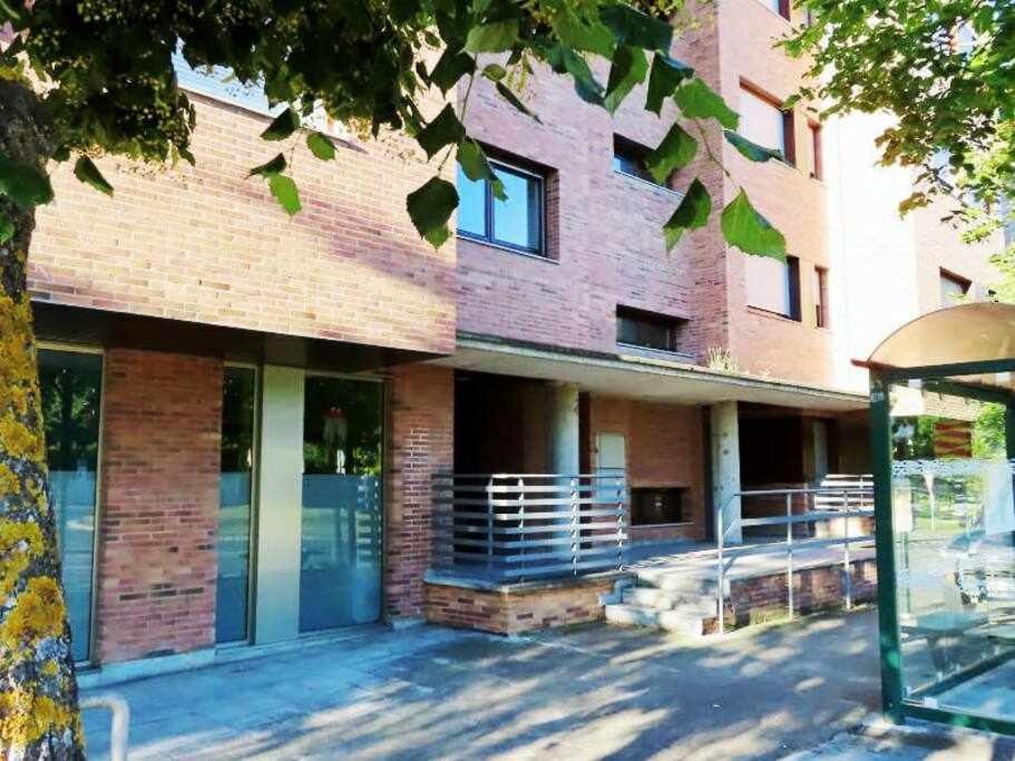 Apartmán Precioso Atico Con Bonitas Vistas A La Pena Oroel Jaca Exteriér fotografie