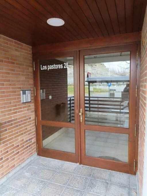 Apartmán Precioso Atico Con Bonitas Vistas A La Pena Oroel Jaca Exteriér fotografie